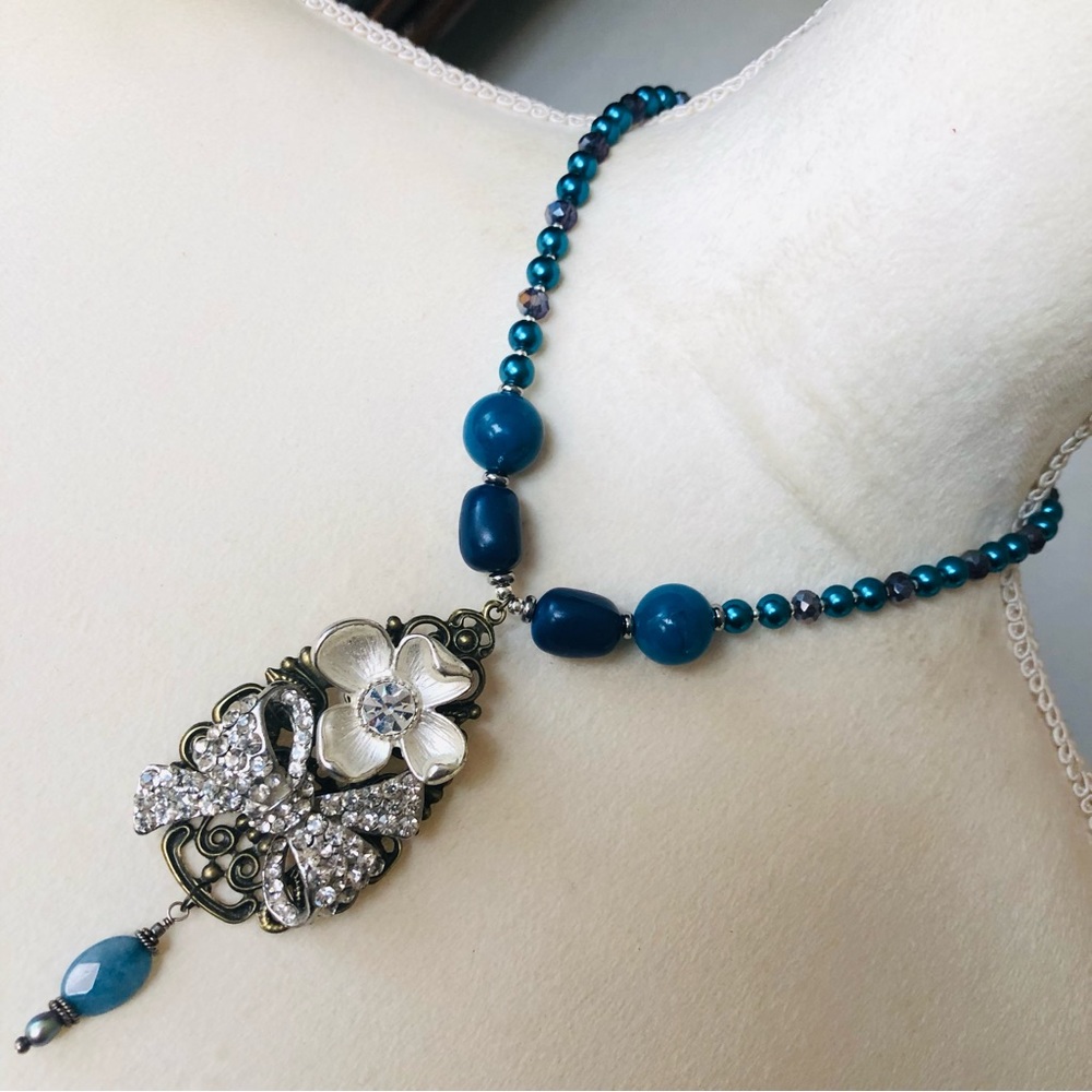 Handcrafted repurpose filigree stone pendant Czech glass Pearl necklace